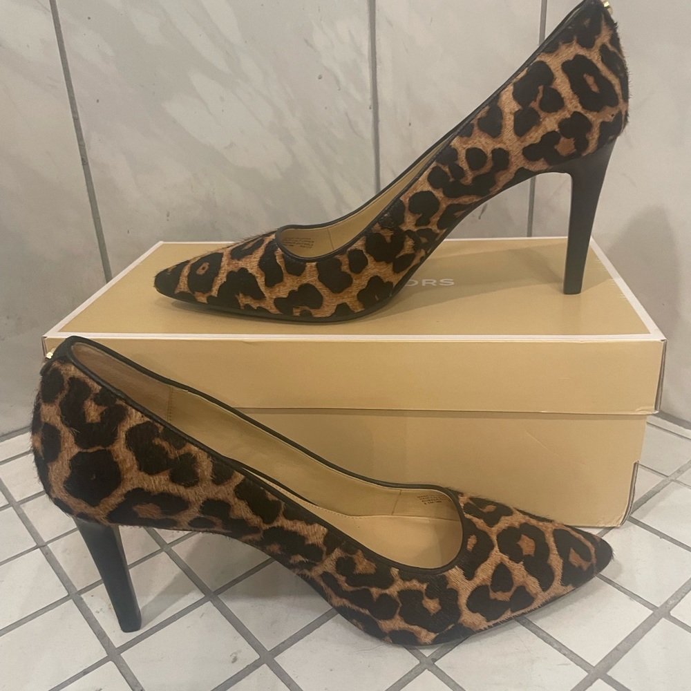 Leopard Print Pointed Toe Women’s Pumps - Brown